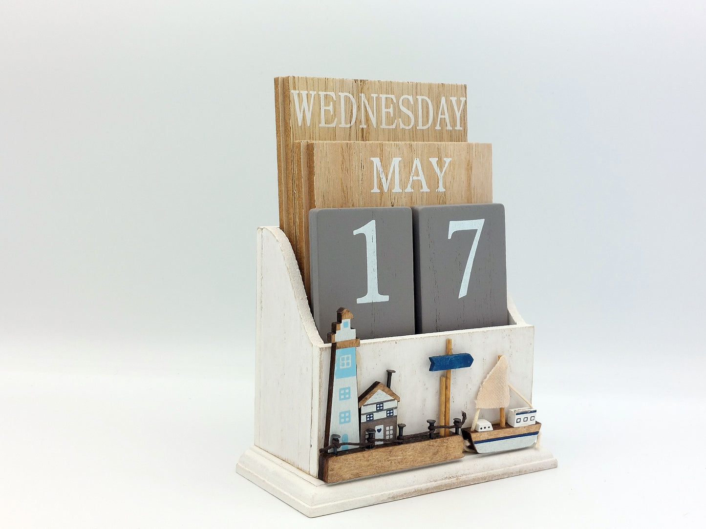 Beach House Retro Painted Wooden Calendar with Boats in 2 styles