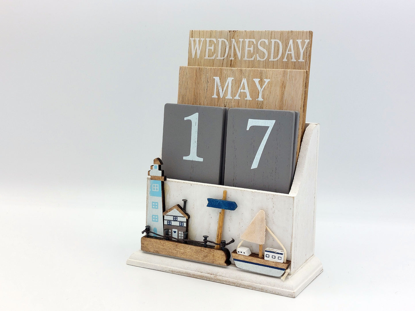 Beach House Retro Painted Wooden Calendar with Boats in 2 styles