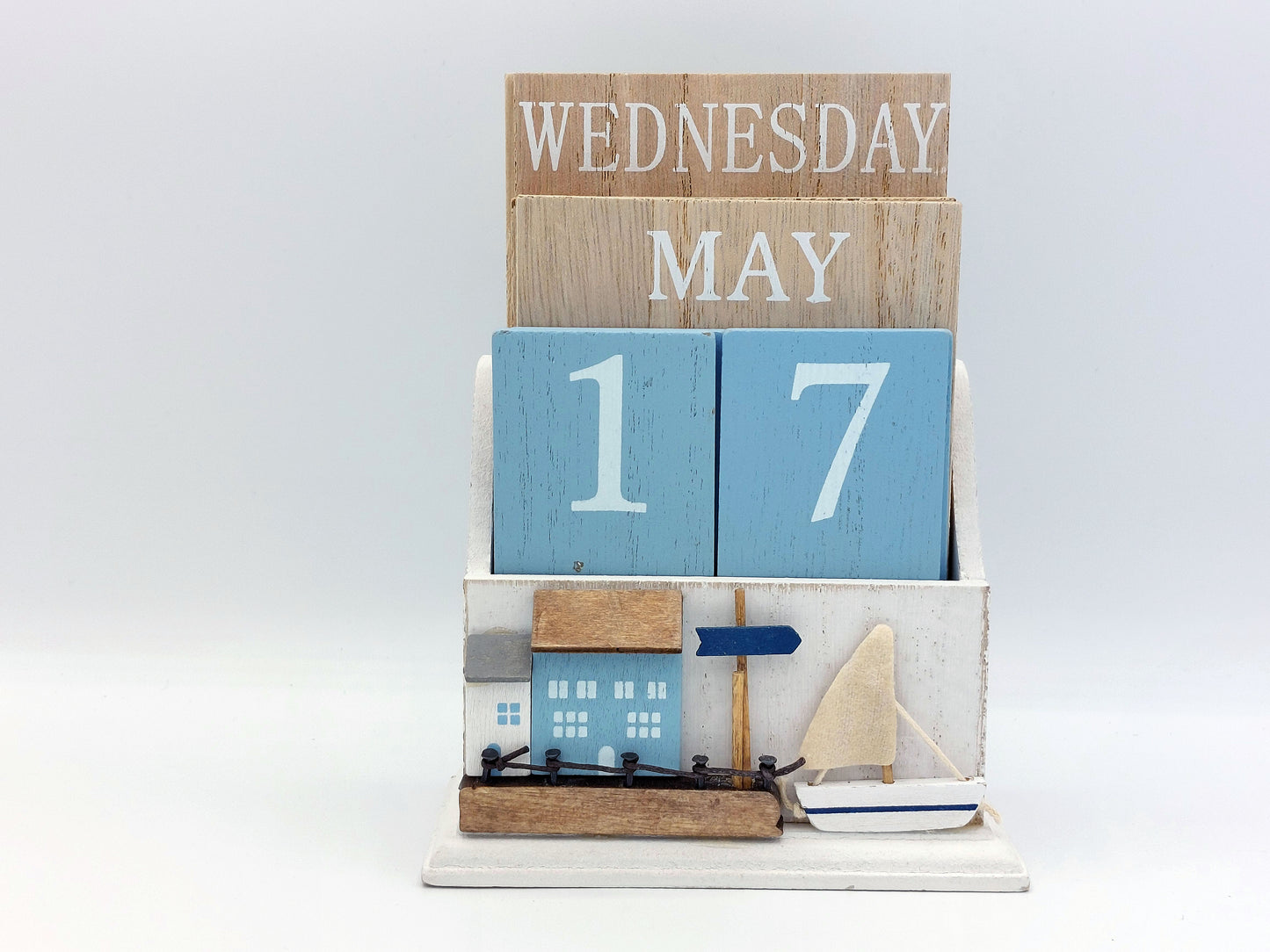 Beach House Retro Painted Wooden Calendar with Boats in 2 styles