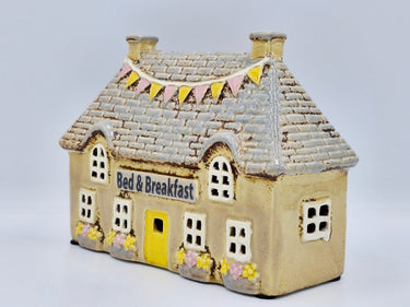 Ceramic bed and Breakfast Tealight Holder