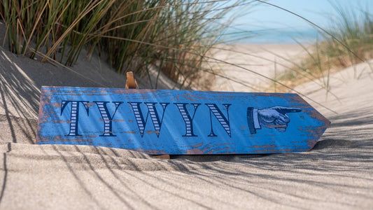 Tywyn This Way Wooden Sign