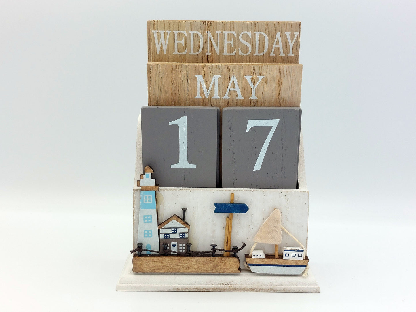 Beach House Retro Painted Wooden Calendar with Boats in 2 styles