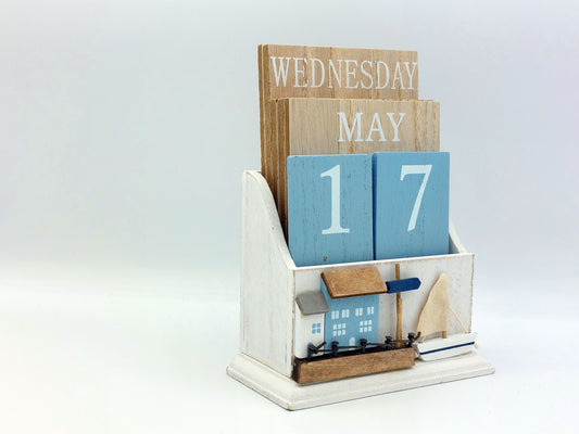 Beach House Retro Painted Wooden Calendar with Boats in 2 styles