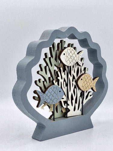Wooden Fish & Coral Scene With Scalloped Shell Edge