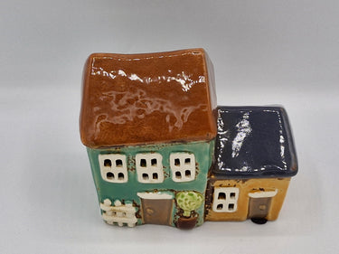 Ceramic Cottage with Annex