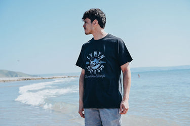 Men's Black Cotton T-Shirt "Tywyn Retro Surf & Sun"