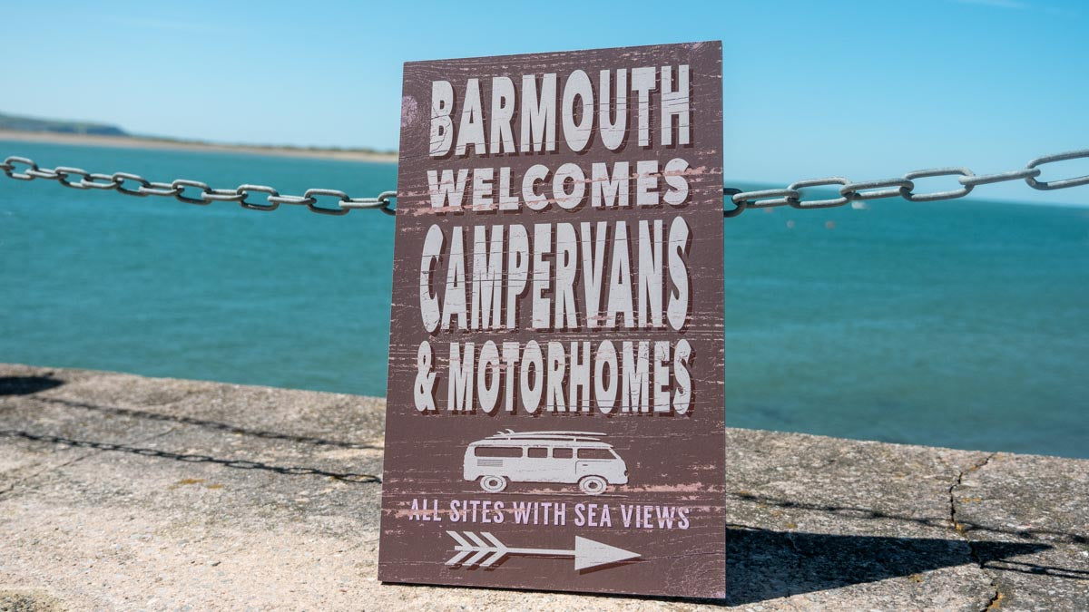 Barmouth Welcomes Campervans & Motorhomes Wooden Sign