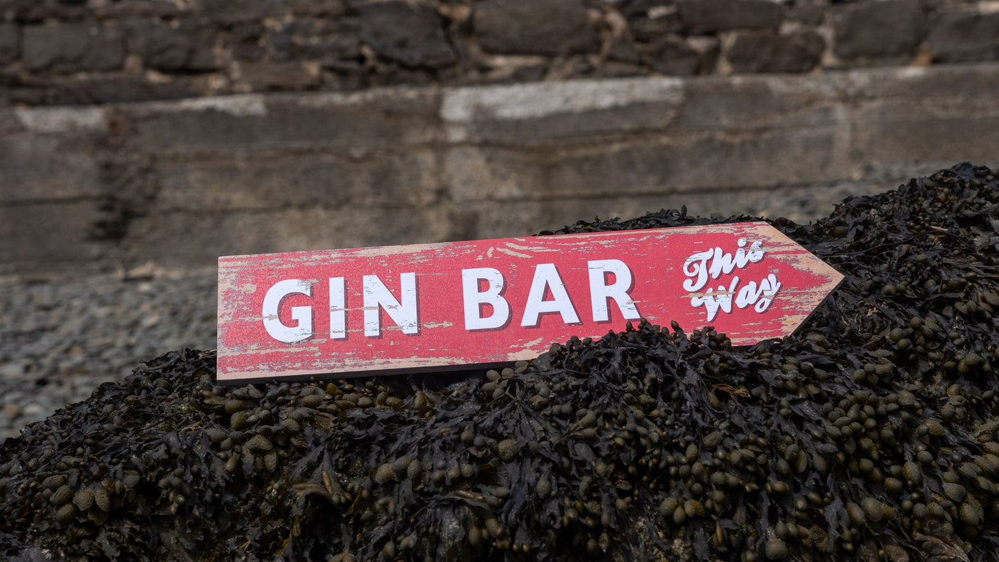 Gin Bar Wooden Sign | Rustic | Craft | Retro | Distressed | Home Decor | Shabby Chic | Gifts